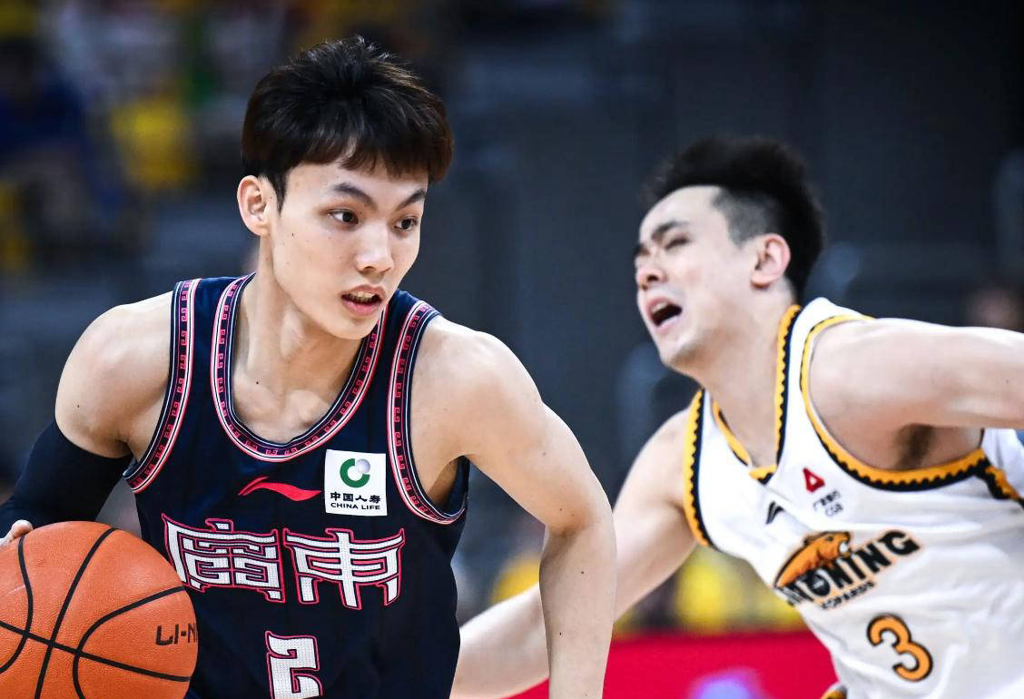 本赛季CBA将迎来多场劲战，预计会引发球迷热议