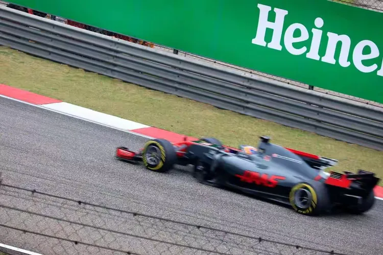 关于红牛二队碾压梅赛德斯,拉塞尔高光表现的信息 关于红牛二队碾压梅赛德斯,拉塞尔高光表现的信息