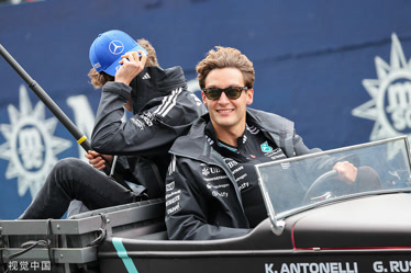 关于红牛二队碾压梅赛德斯,拉塞尔高光表现的信息 关于红牛二队碾压梅赛德斯,拉塞尔高光表现的信息